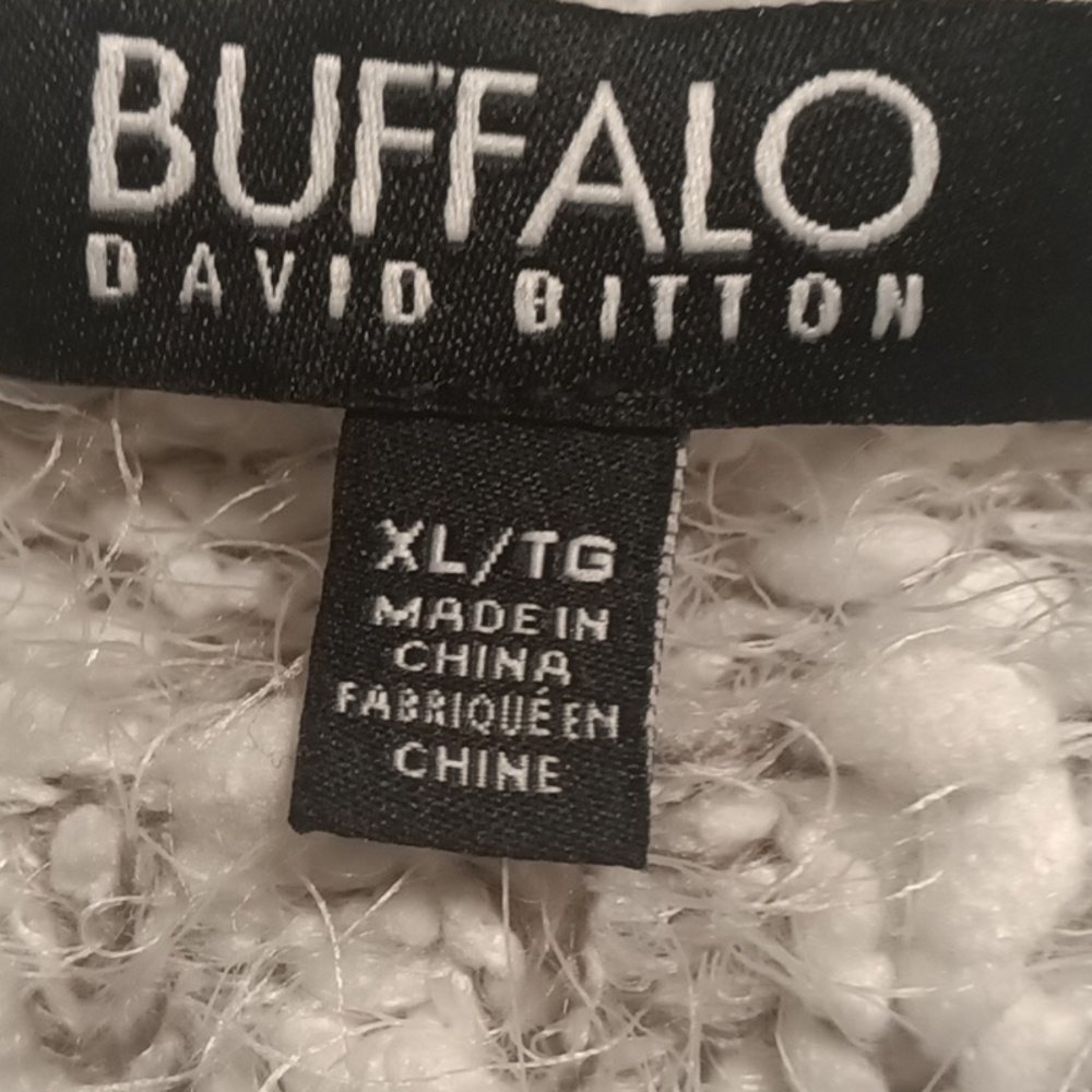 DAVID BITTON BUFFALO polyester/acrylic/nylon blend gray/white sweater Sz XL/TG